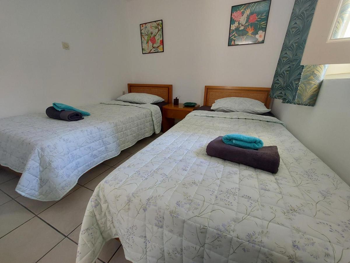 Artemis Ermoupoli Centre Appartement Pour Petit Budget Backpackers Exteriör bild